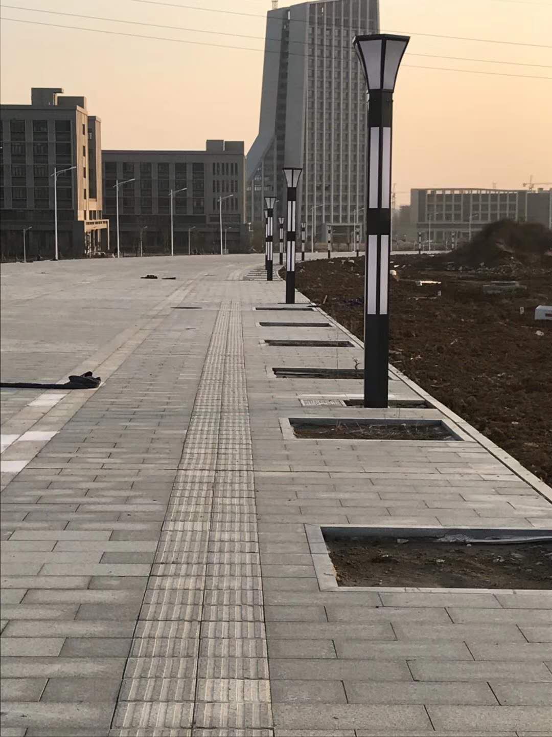 LED路燈、庭院燈、景觀(guān)燈_ led路燈價(jià)格